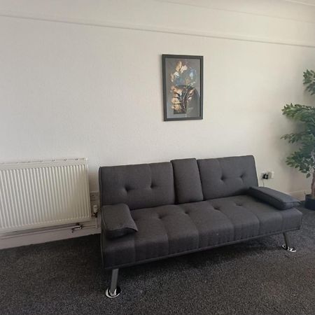 Open Mind Property - Southsea With Free Parking Portsmouth Exterior photo