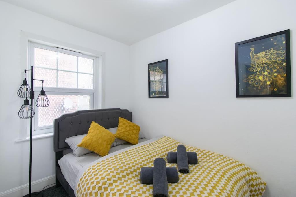 Open Mind Property - Southsea With Free Parking Portsmouth Exterior photo
